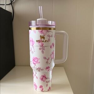 NWOT Stanley Pink Floral Insulated Tumbler with Straw limited edition